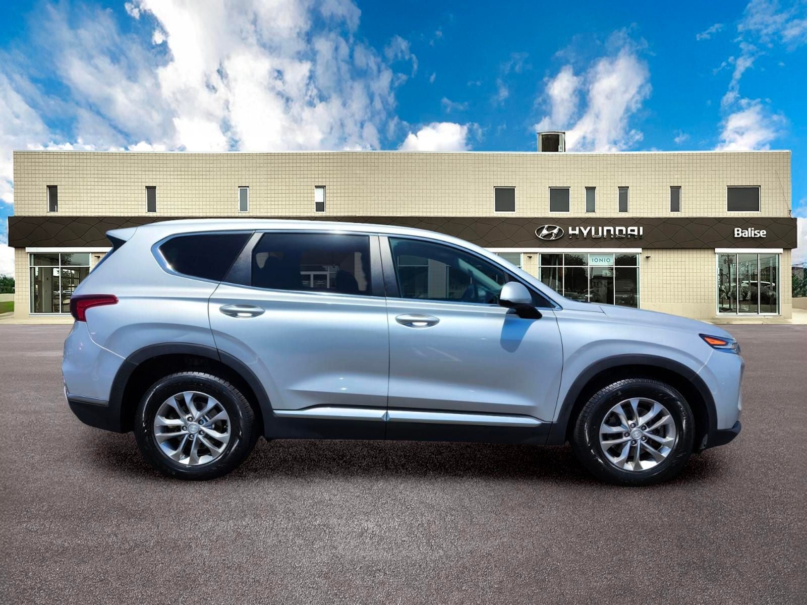 2019 Hyundai SANTA FE SE