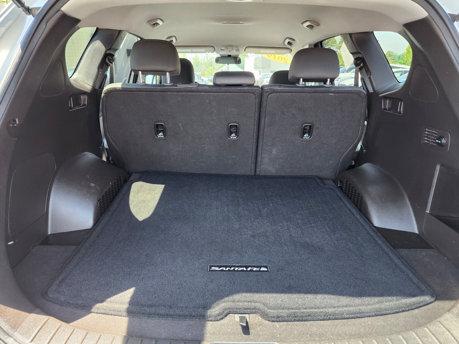 2019 Hyundai SANTA FE SE