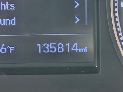 2019 Hyundai SANTA FE SE