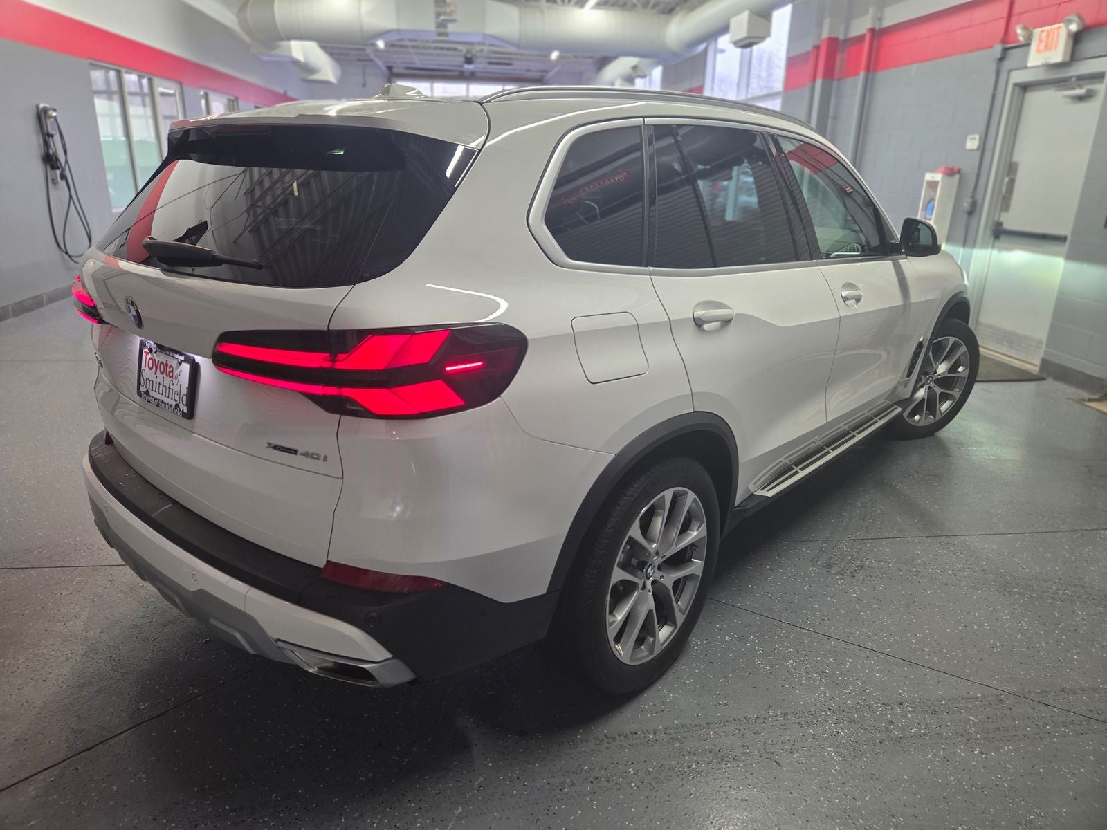 2026 BMW X5 xDrive40i Premium Package