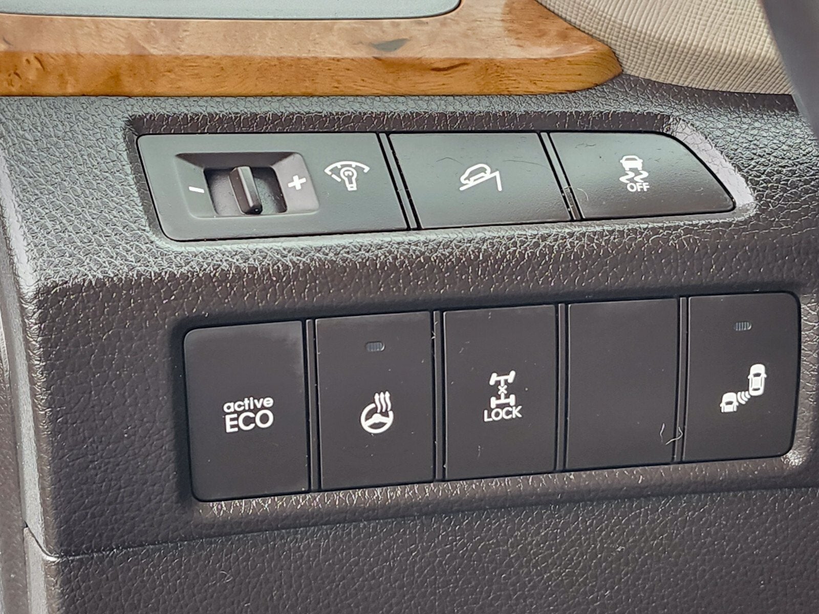 2014 Hyundai SANTA FE SPORT Base