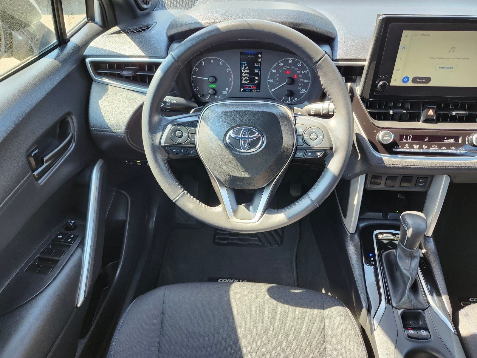 2024 Toyota Corolla Cross Hybrid SE