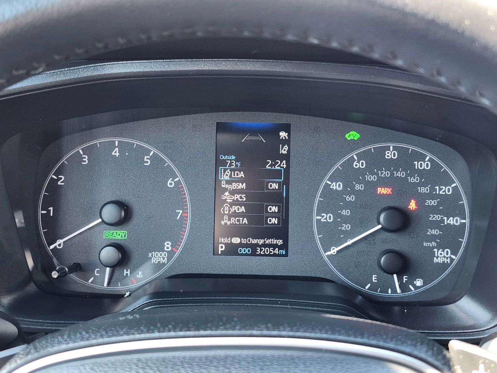 2024 Toyota Corolla Cross Hybrid SE