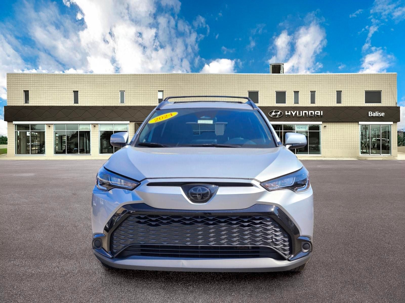 2024 Toyota Corolla Cross Hybrid SE