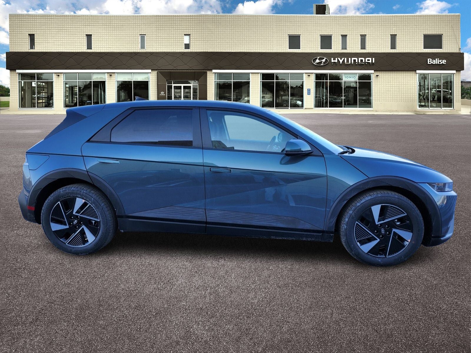 2026 Hyundai IONIQ 5 SE