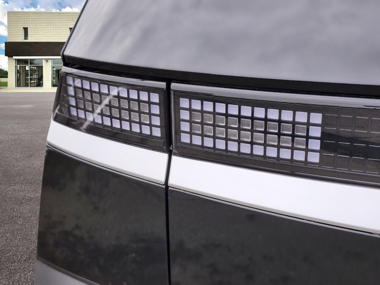 2026 Hyundai IONIQ 5 SE