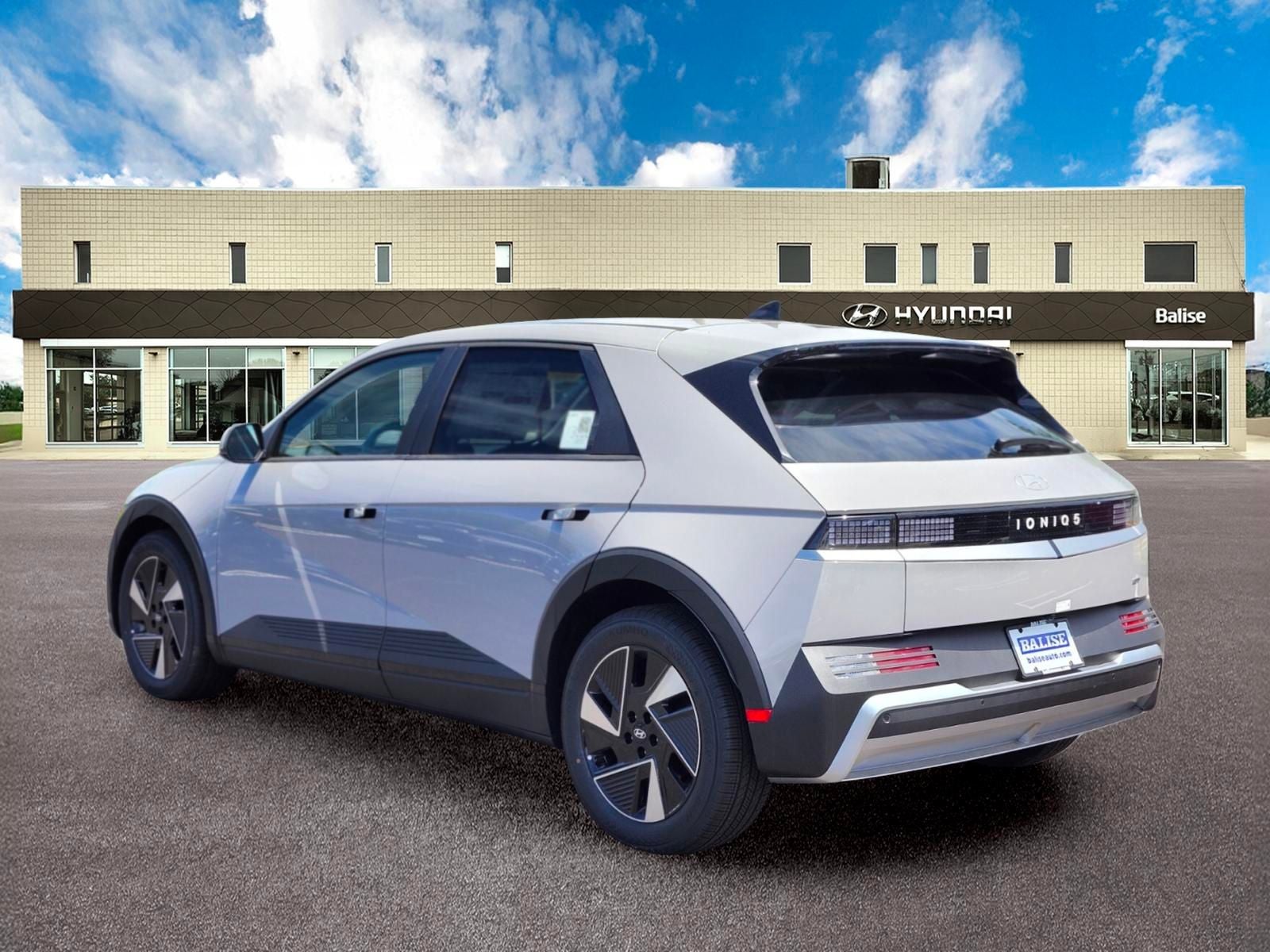 2026 Hyundai IONIQ 5 SE