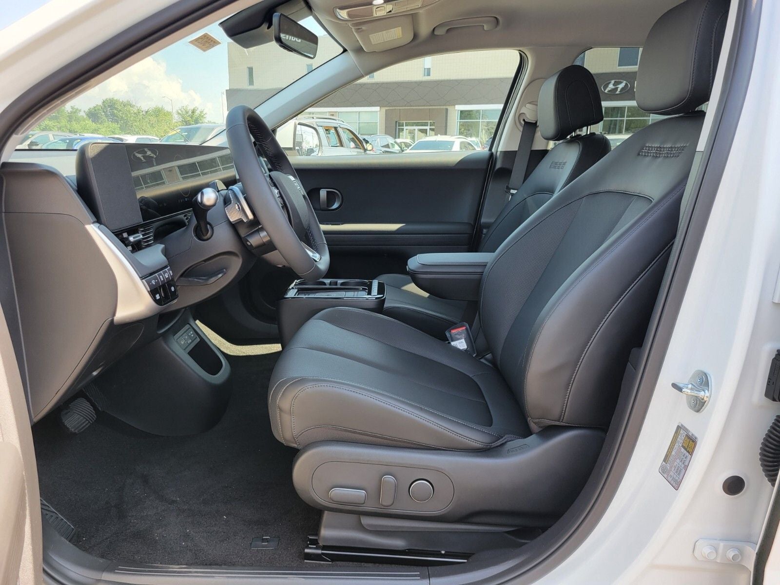 2025 Hyundai IONIQ 5 SEL