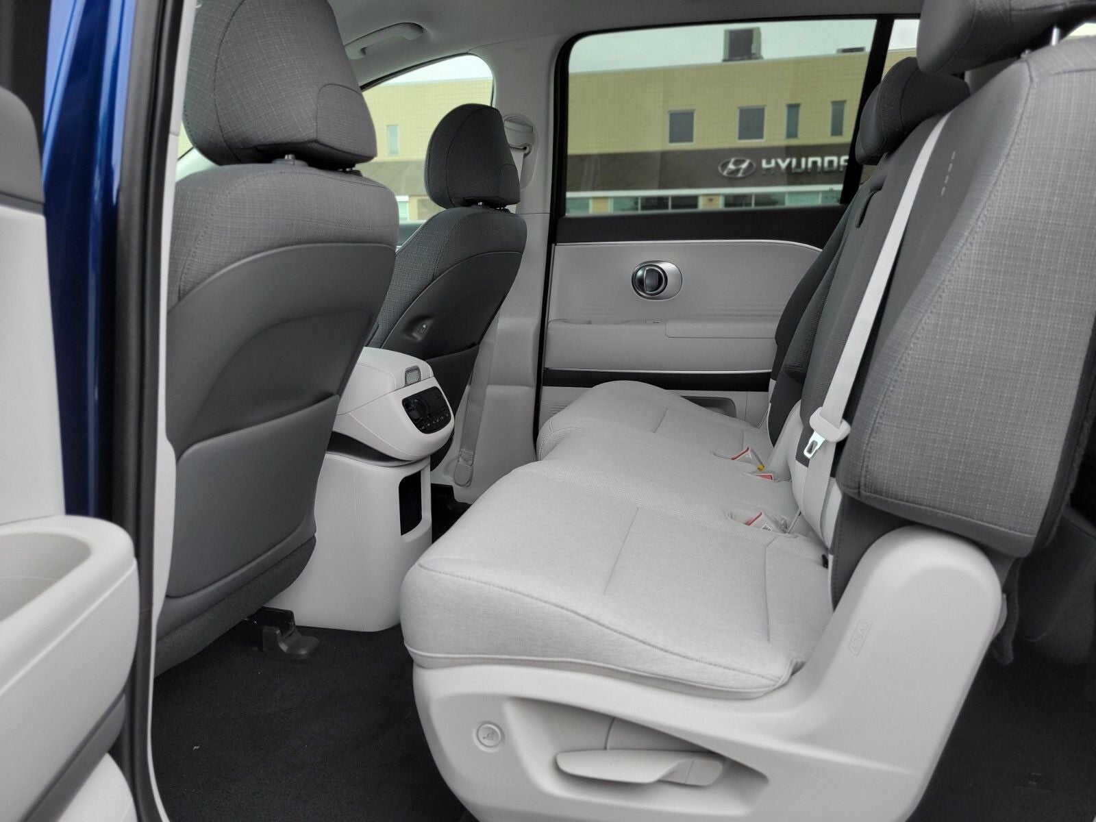 2026 Hyundai IONIQ 9 SE