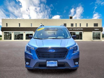 2023 Subaru Forester Base