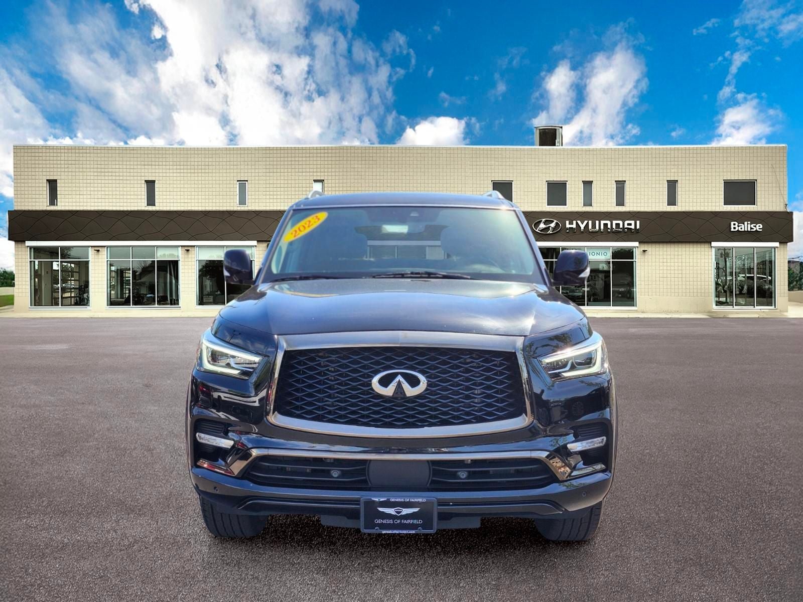 2023 INFINITI QX80 Premium Select