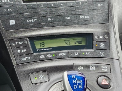 2010 Toyota Prius III