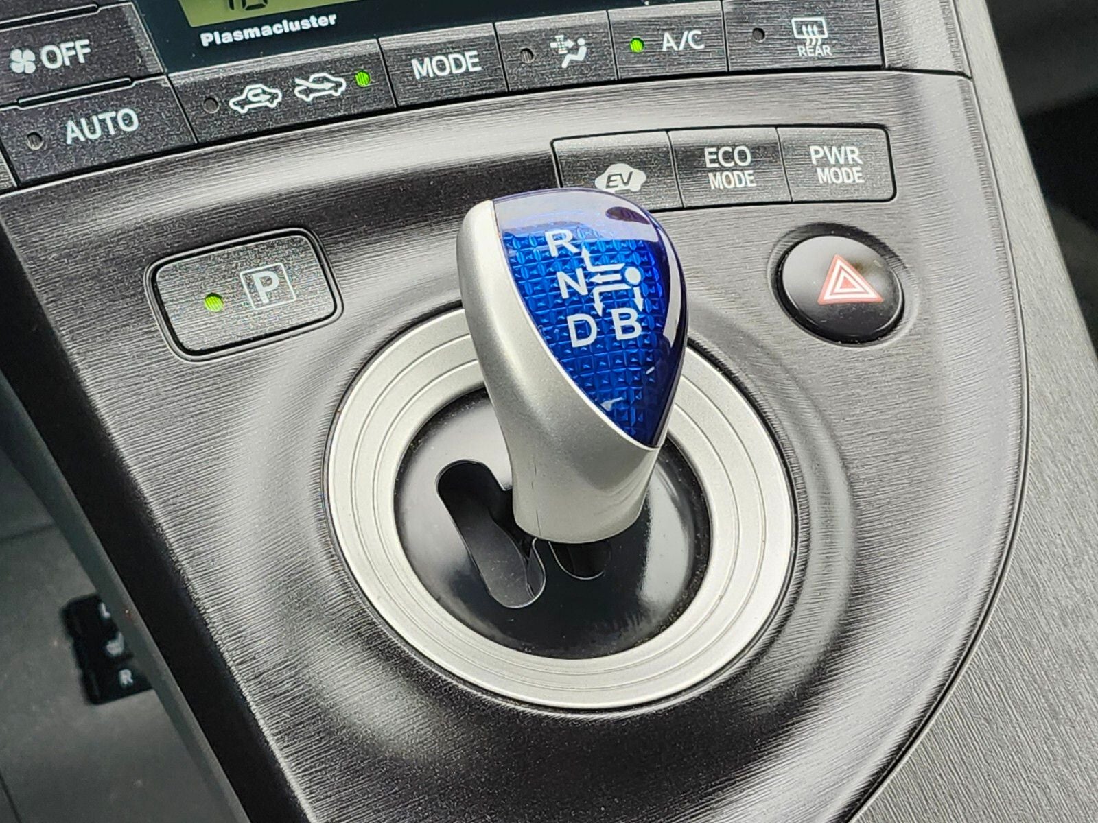 2010 Toyota Prius III
