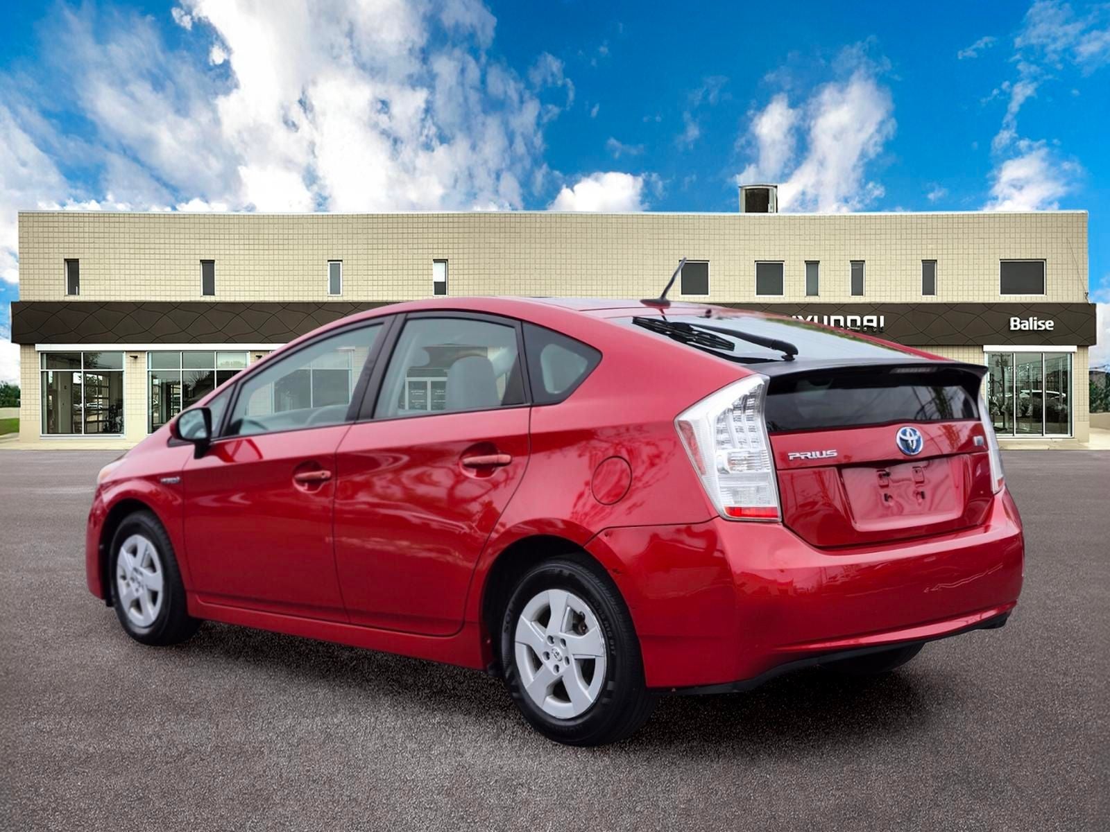 2010 Toyota Prius III