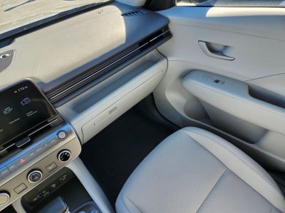 2026 Hyundai KONA SE