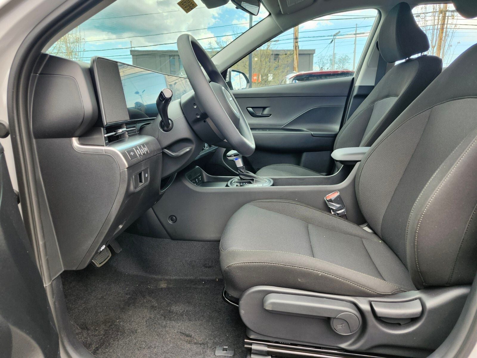 2026 Hyundai KONA SE