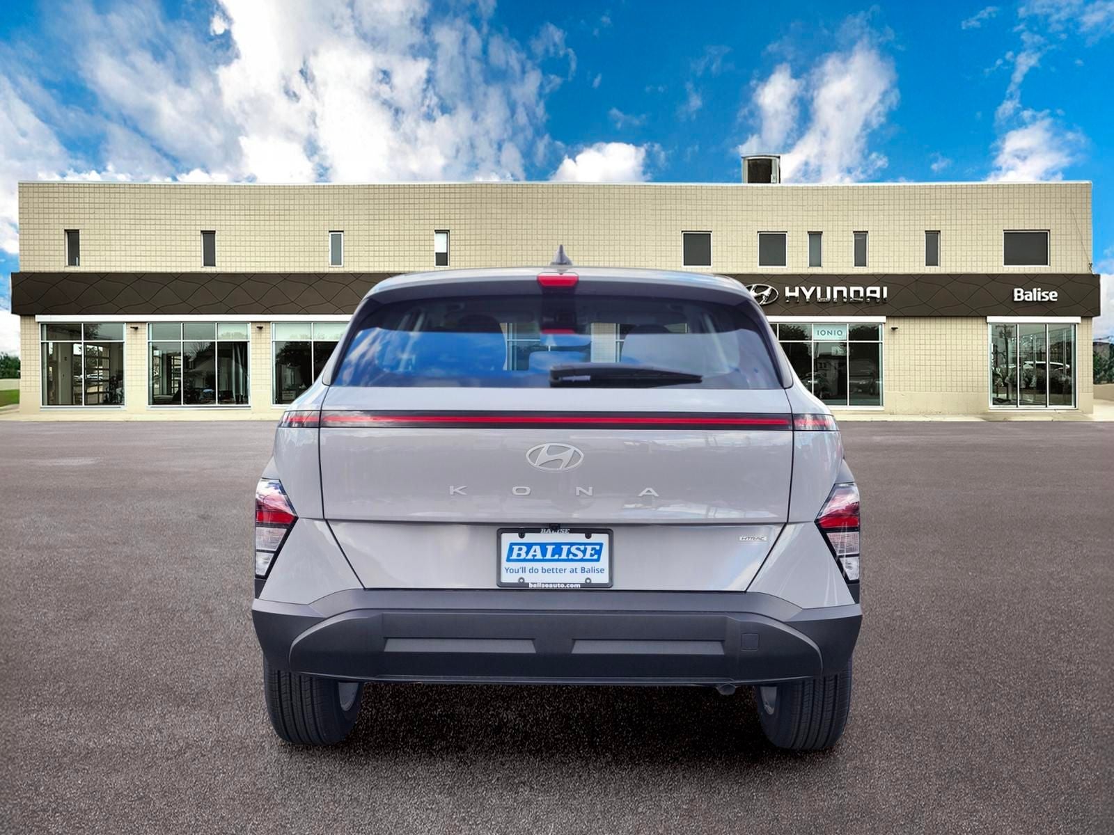 2026 Hyundai KONA SE