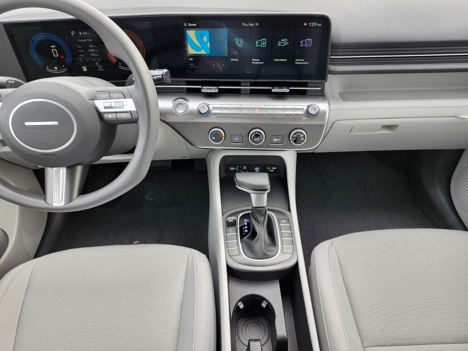 2026 Hyundai KONA SE