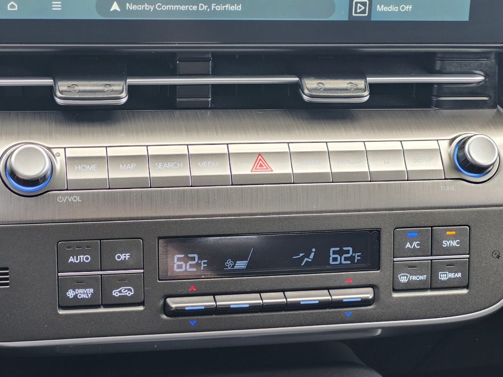 2024 Hyundai KONA ELECTRIC SEL