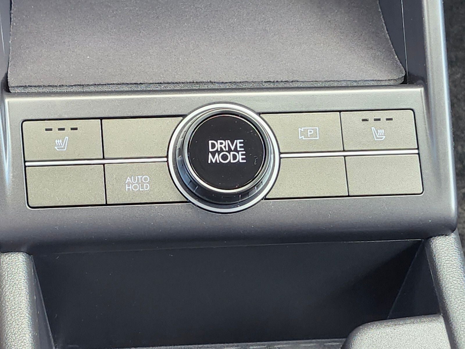 2024 Hyundai KONA ELECTRIC SEL