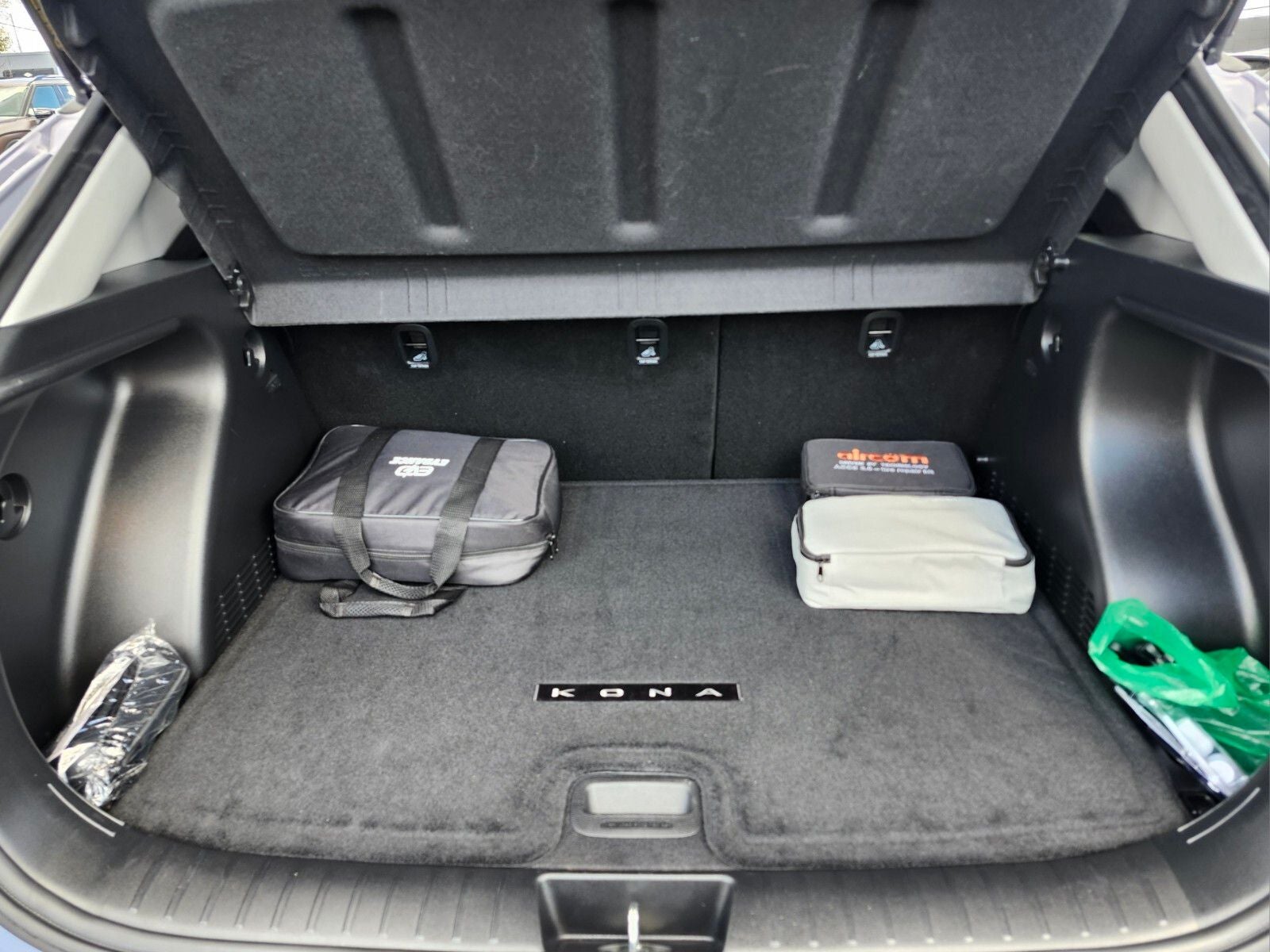 2024 Hyundai KONA ELECTRIC SEL