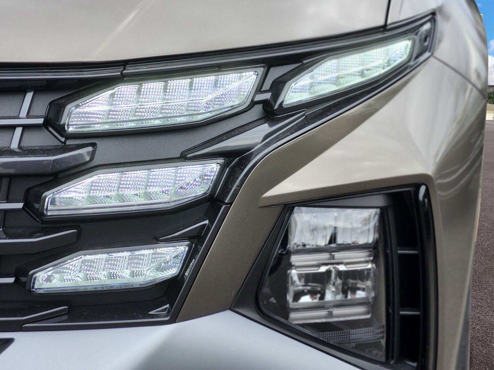 2026 Hyundai TUCSON HYBRID Blue SE