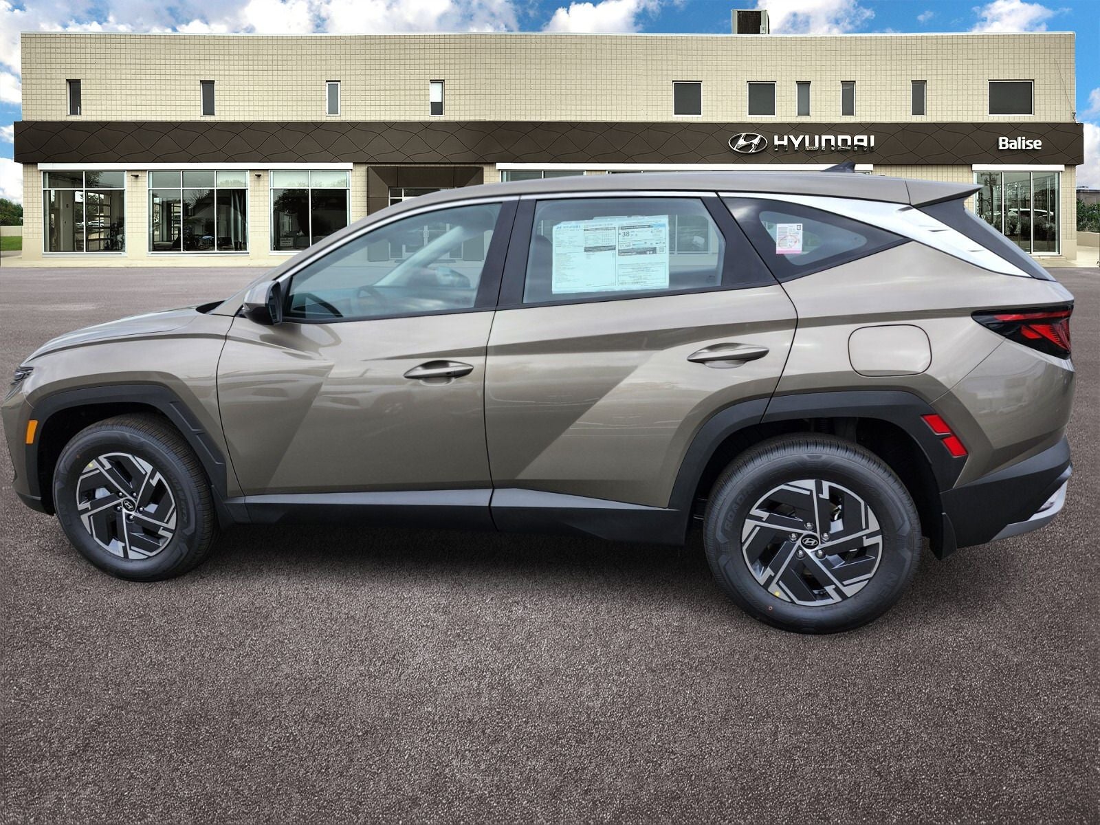 2026 Hyundai TUCSON HYBRID Blue SE