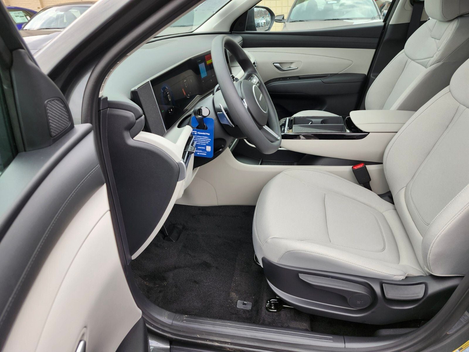 2026 Hyundai TUCSON HYBRID Blue SE