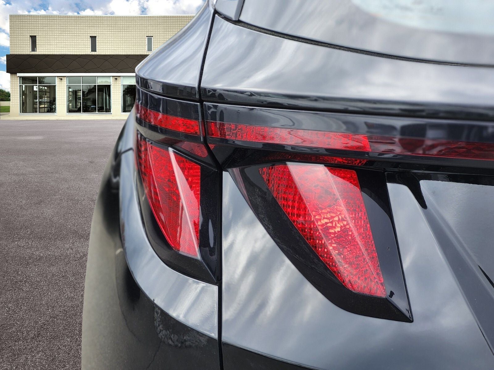 2026 Hyundai TUCSON HYBRID Blue SE