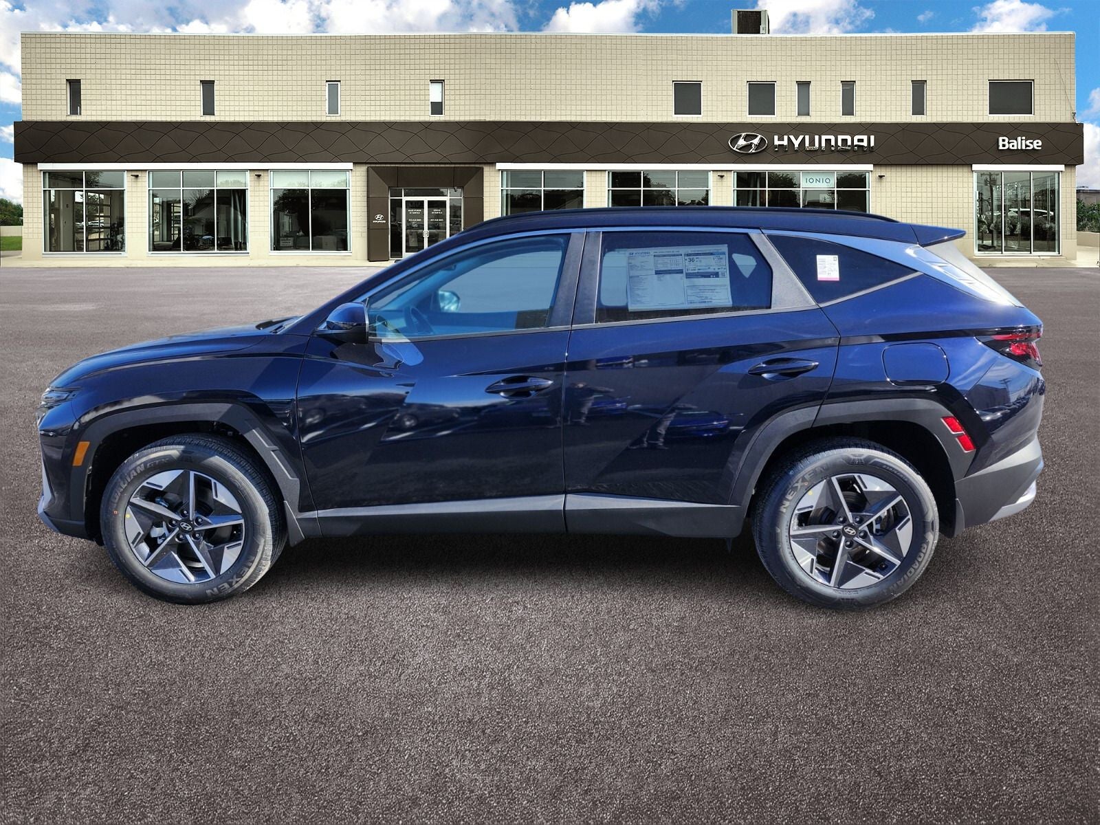 2026 Hyundai TUCSON HYBRID SEL