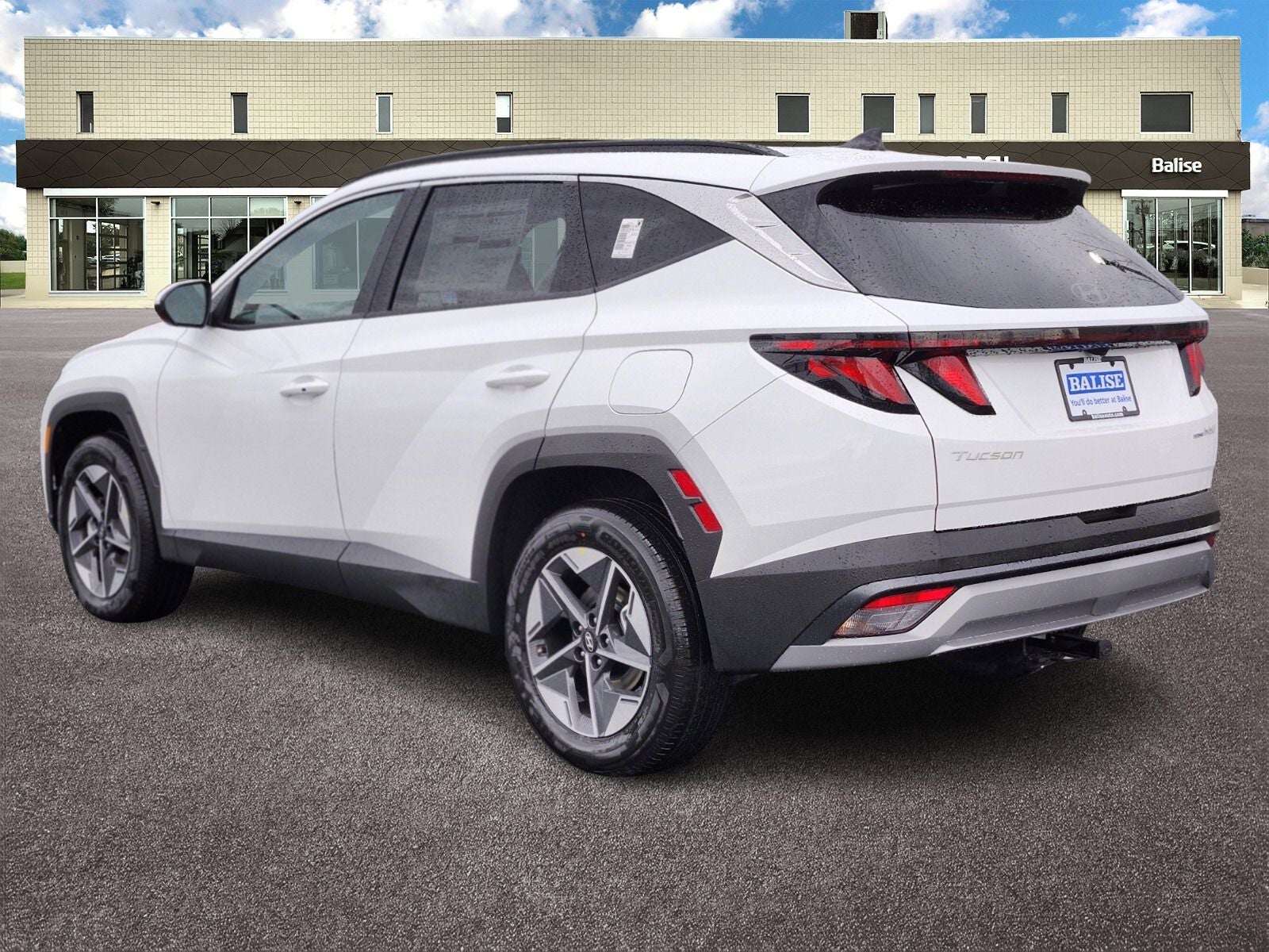 2026 Hyundai TUCSON HYBRID SEL