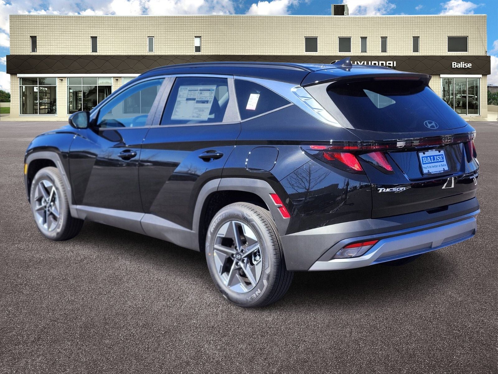 2026 Hyundai TUCSON HYBRID SEL