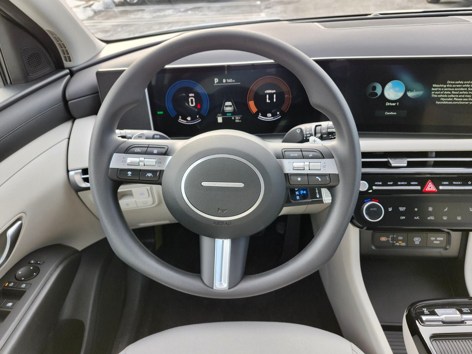 2026 Hyundai TUCSON HYBRID SEL