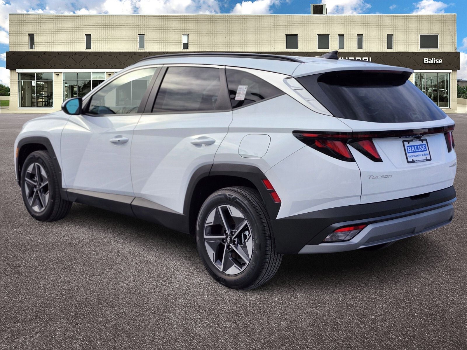 2026 Hyundai TUCSON HYBRID SEL