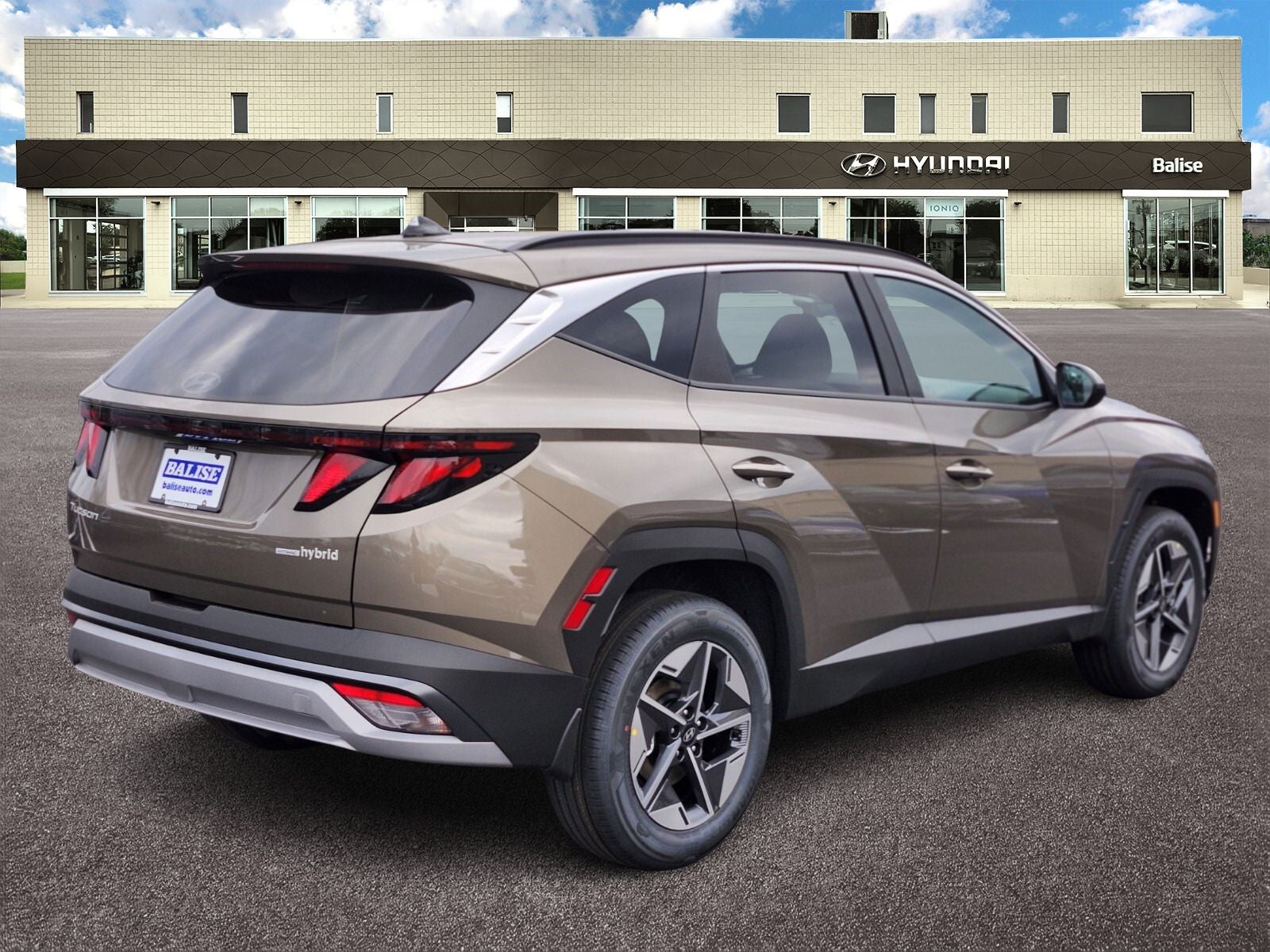 2026 Hyundai TUCSON HYBRID SEL