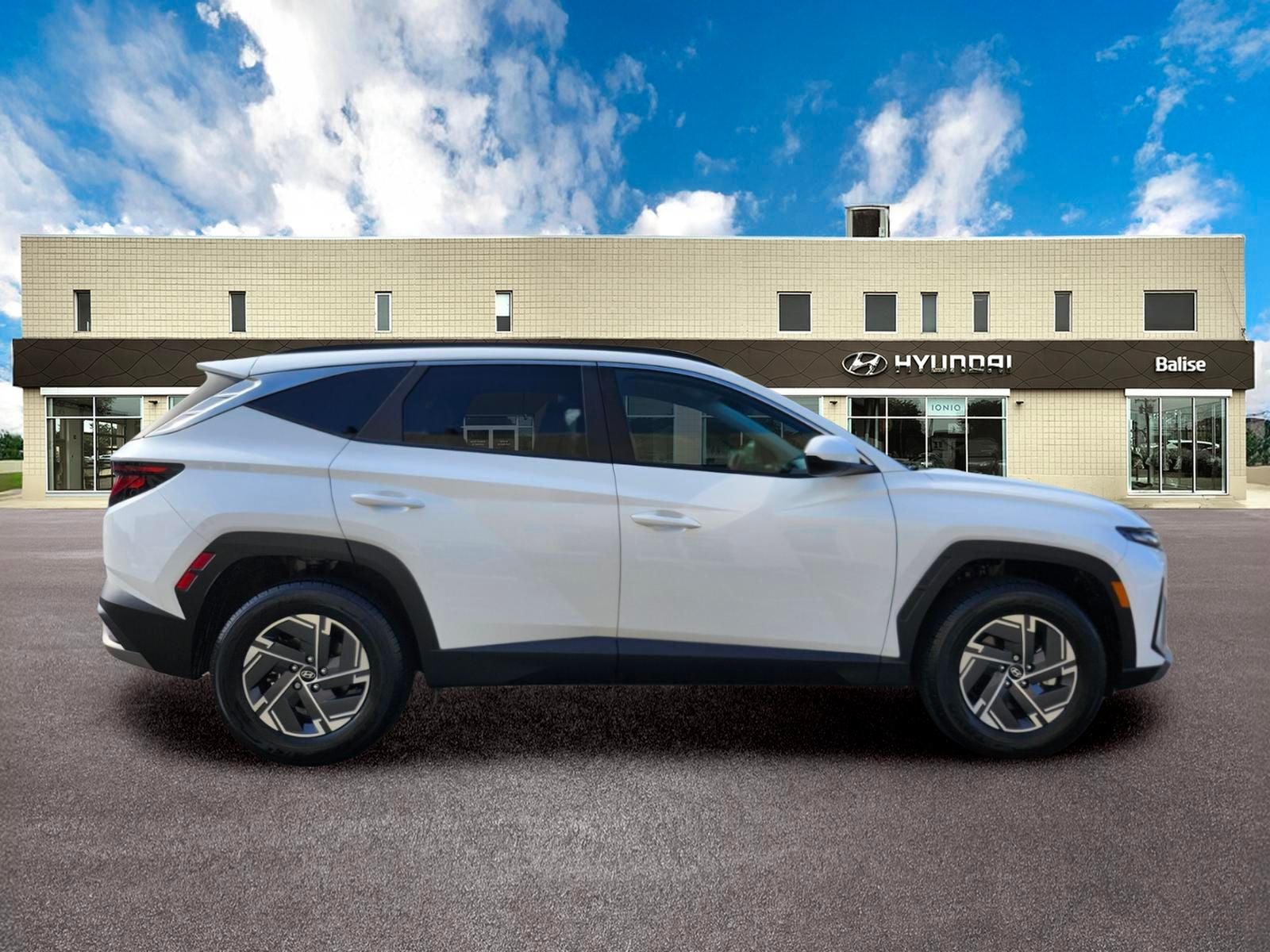 2025 Hyundai TUCSON HYBRID Blue