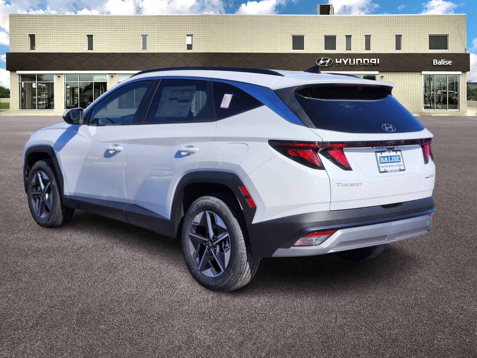 2026 Hyundai TUCSON HYBRID SEL