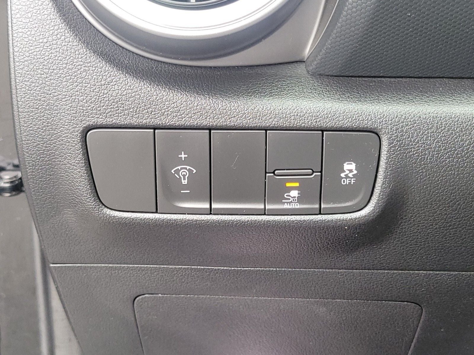 2023 Hyundai KONA ELECTRIC SEL