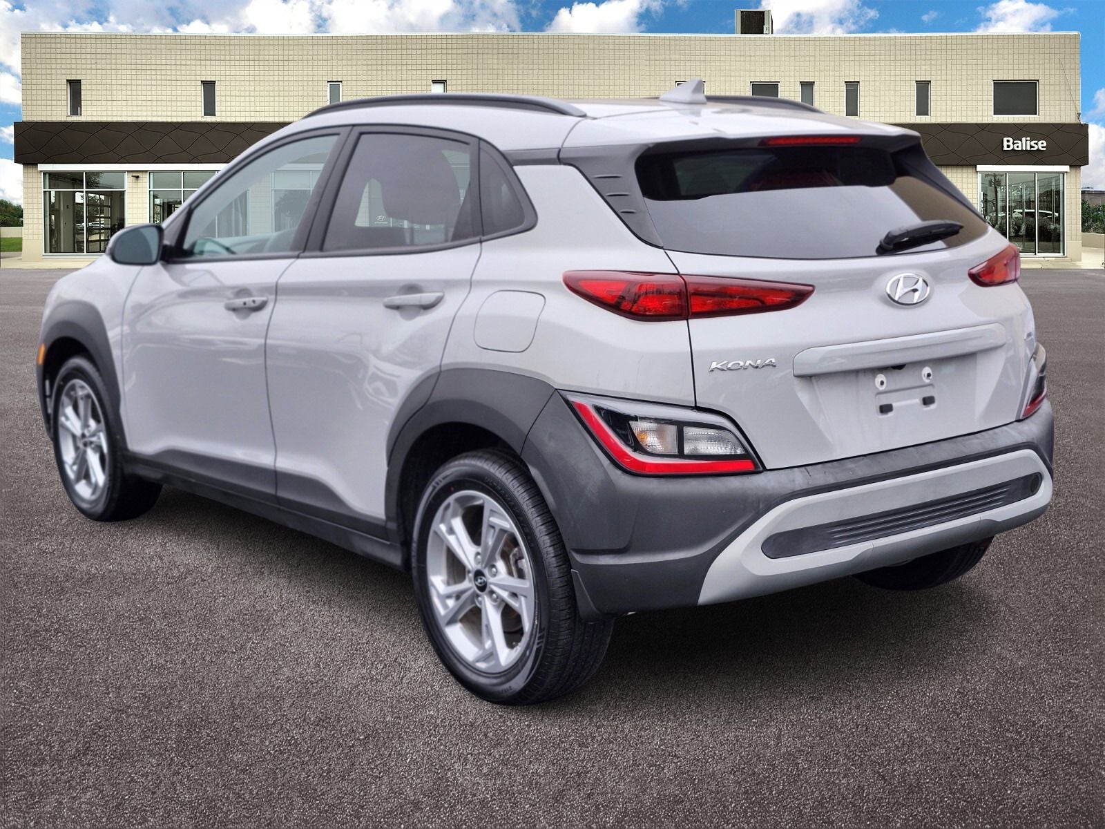 2023 Hyundai KONA SEL