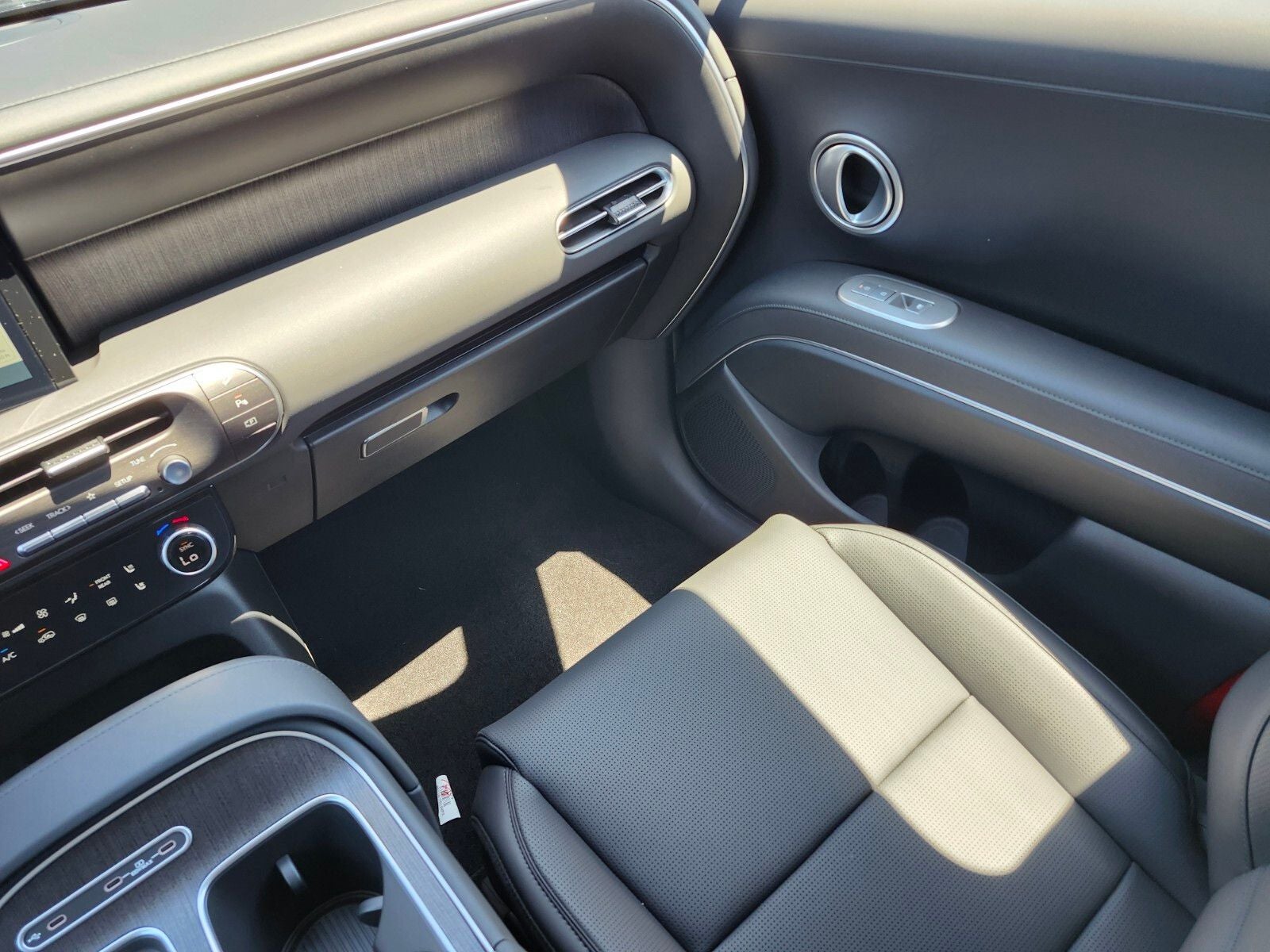2026 Hyundai PALISADE HYBRID SEL Premium 8 Passenger