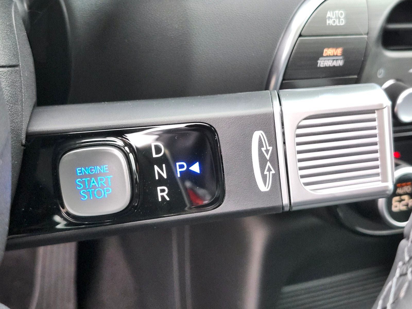 2026 Hyundai PALISADE SEL 7 Passenger