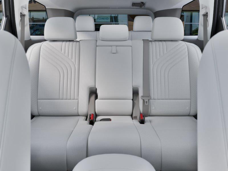 2027 Hyundai PALISADE HYBRID SEL 8 Passenger