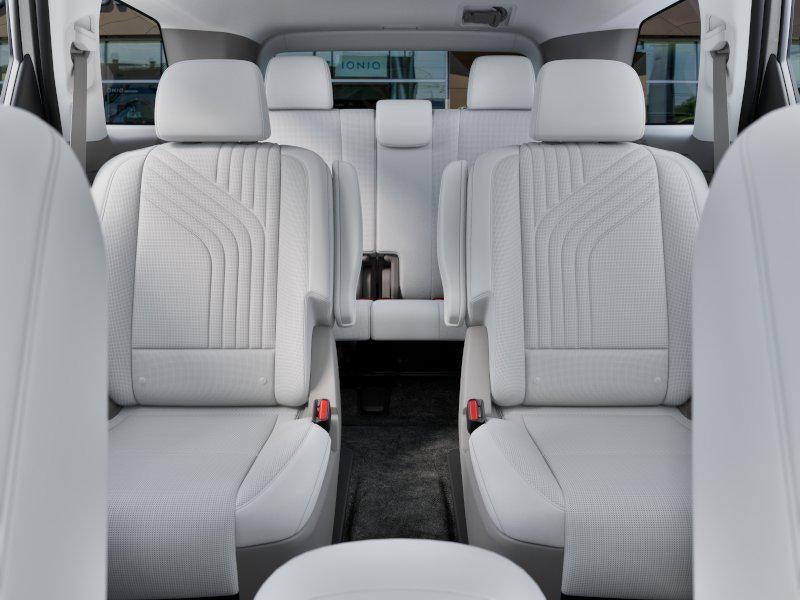 2027 Hyundai PALISADE HYBRID SEL 7 Passenger