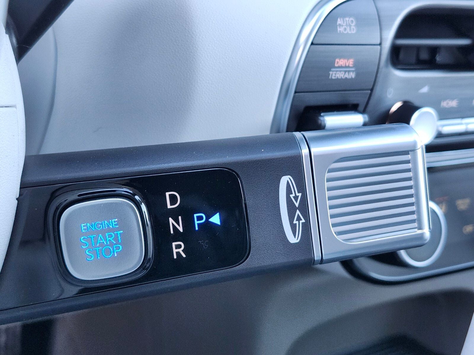 2026 Hyundai PALISADE HYBRID SEL 8 Passenger