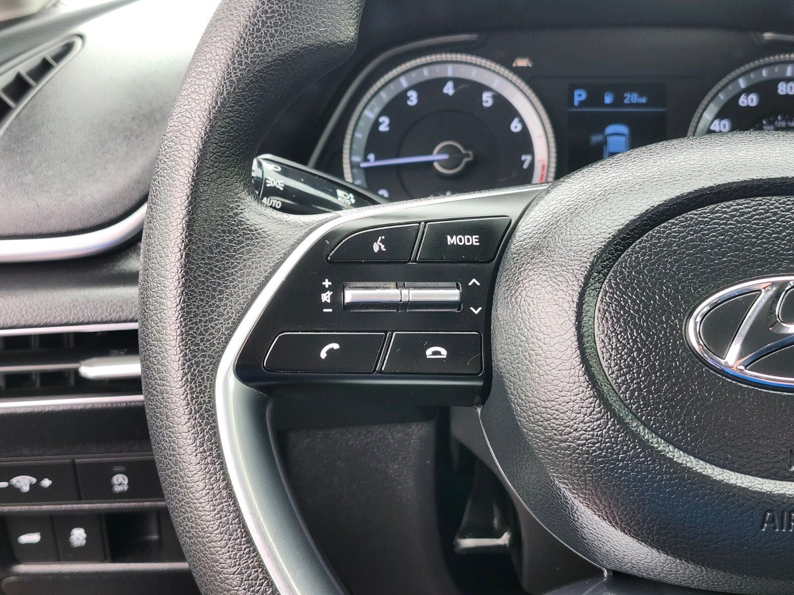 2023 Hyundai SONATA SE