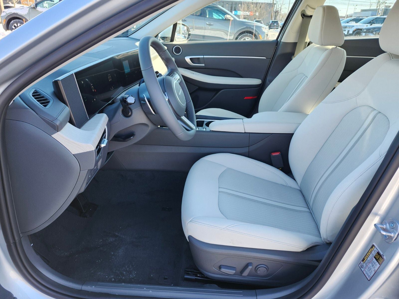 2026 Hyundai SONATA HYBRID SEL