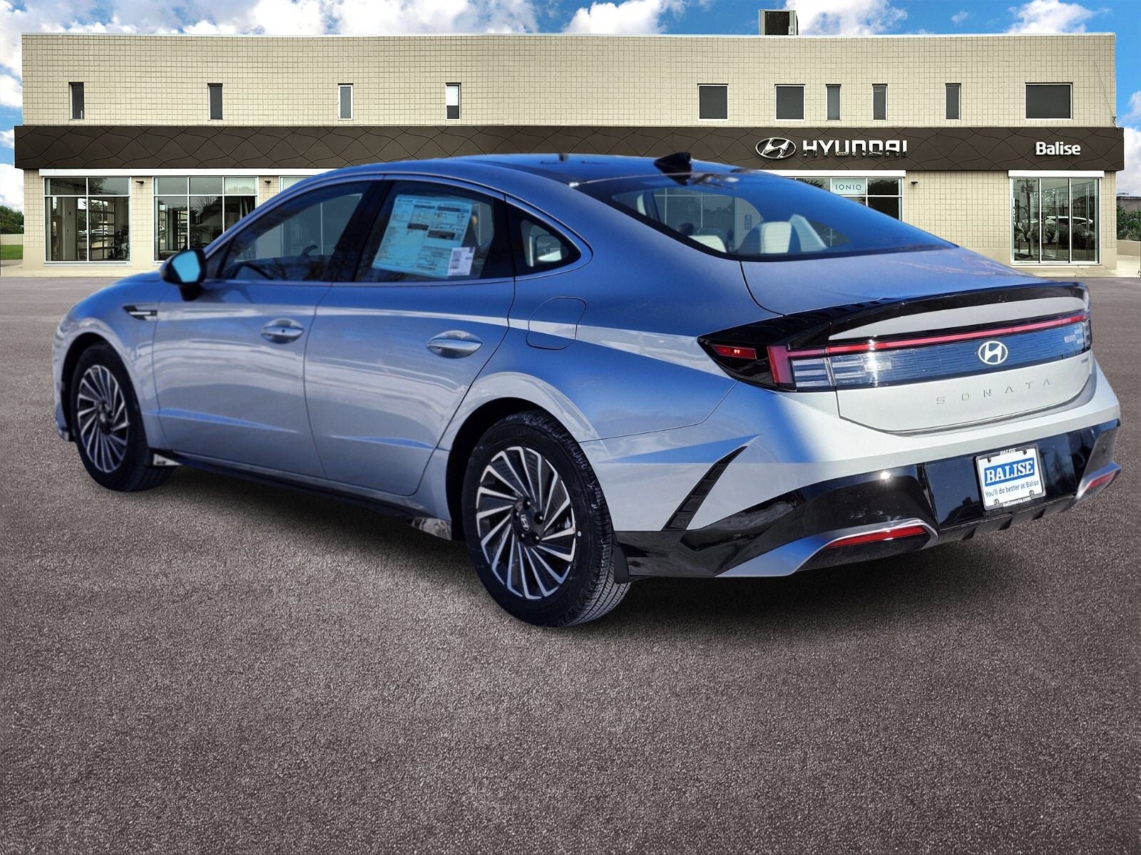 2026 Hyundai SONATA HYBRID SEL