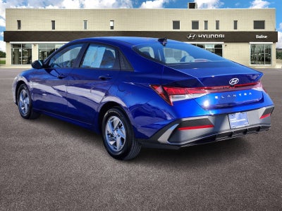 2025 Hyundai ELANTRA SE
