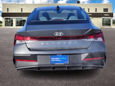 2025 Hyundai ELANTRA SE