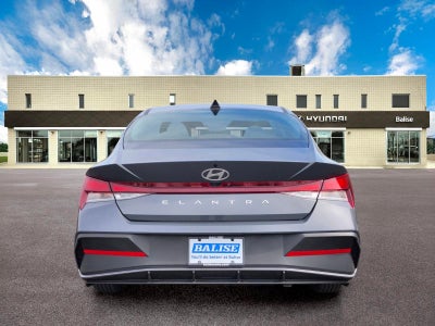 2026 Hyundai ELANTRA SE
